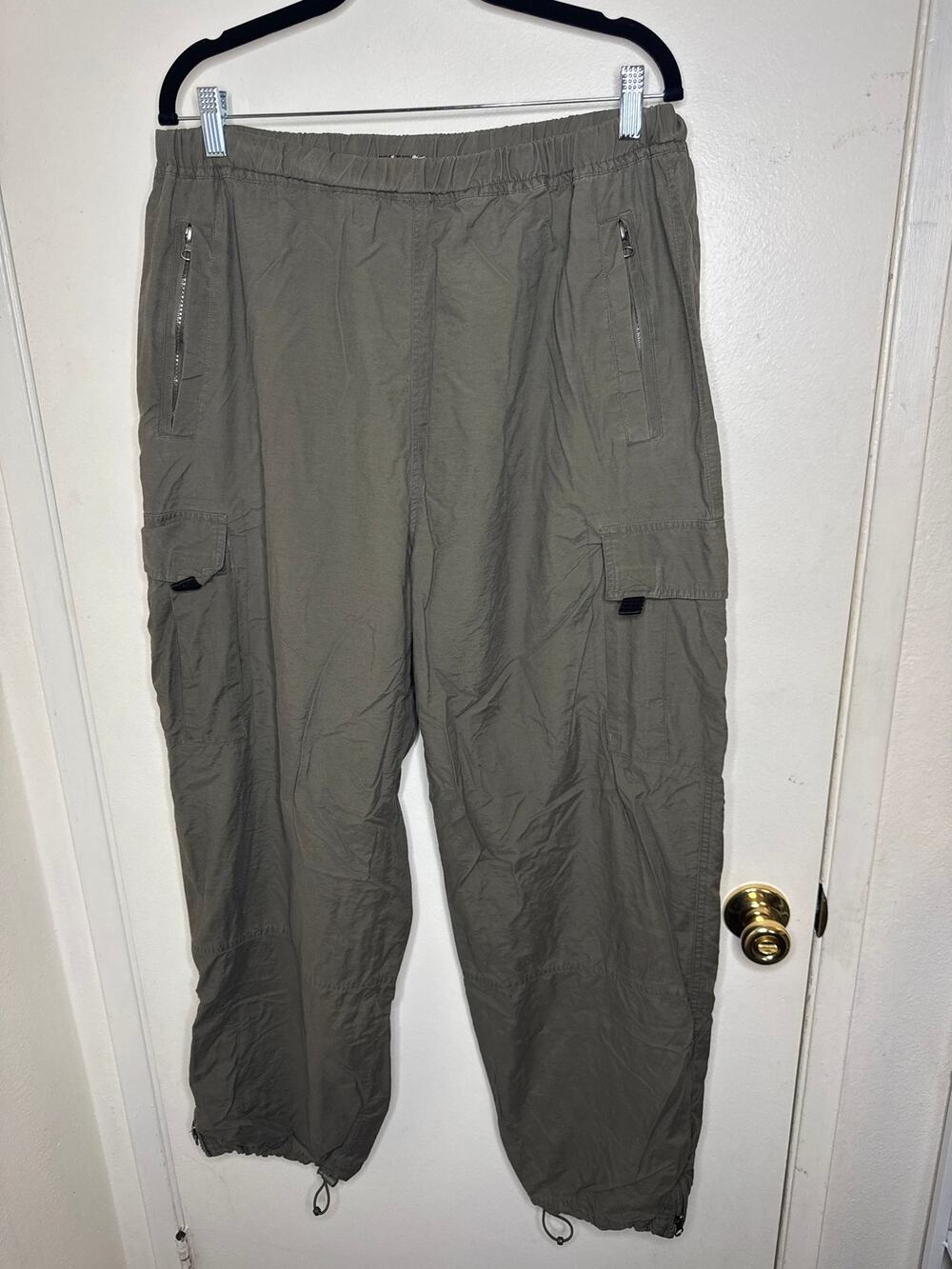 Outer Rim Outdoor Cargo Pants- dark green- 5 pockets- ankle drawstring & zip- XL